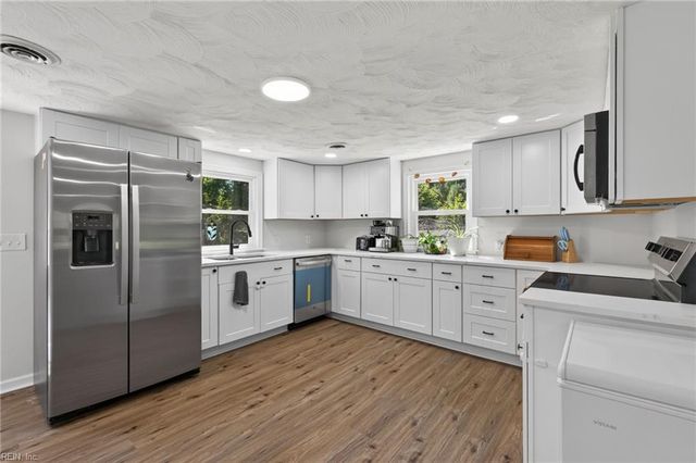 764 Greenway RD, Suffolk, VA 23434