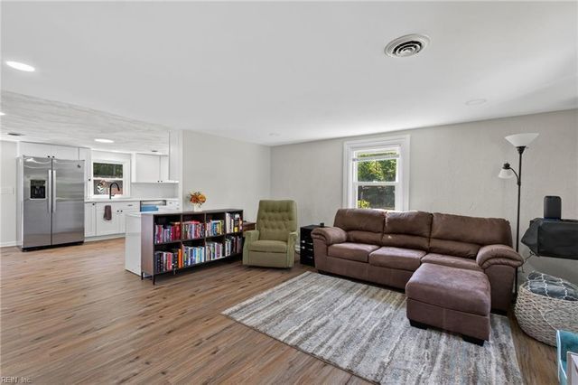 764 Greenway RD, Suffolk, VA 23434