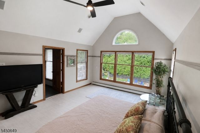 4 Davenport Rd, Rockaway Twp., NJ 07435