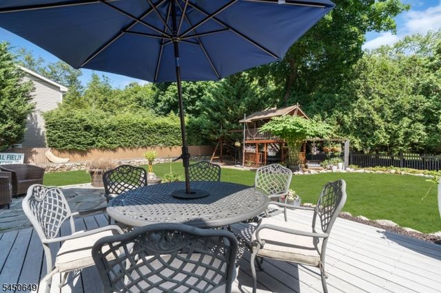 4 Davenport Rd, Rockaway Twp., NJ 07435