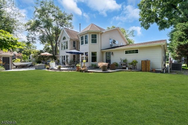 4 Davenport Rd, Rockaway Twp., NJ 07435