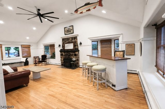 4 Davenport Rd, Rockaway Twp., NJ 07435