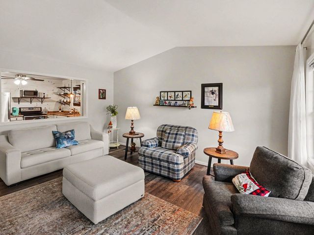 563 Yorkshire Square, Milan, MI 48160