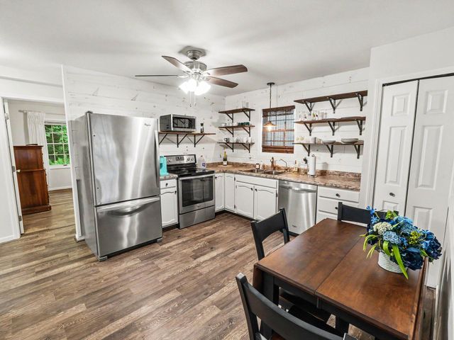 563 Yorkshire Square, Milan, MI 48160
