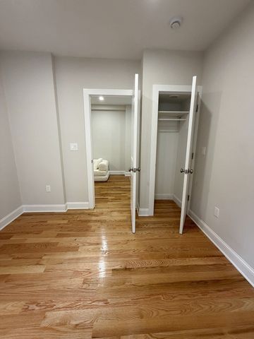 11 Mount Pleasant St 1, Waltham, MA 02452