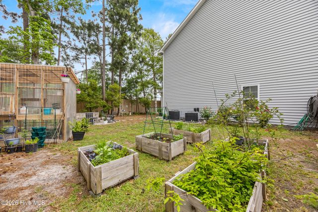 247 Shellbank Drive, Sneads Ferry, NC 28460