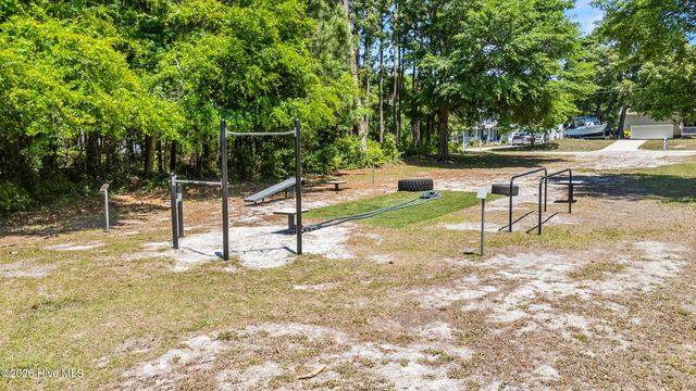 247 Shellbank Drive, Sneads Ferry, NC 28460