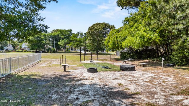 247 Shellbank Drive, Sneads Ferry, NC 28460