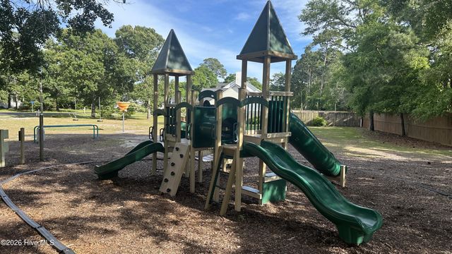 247 Shellbank Drive, Sneads Ferry, NC 28460