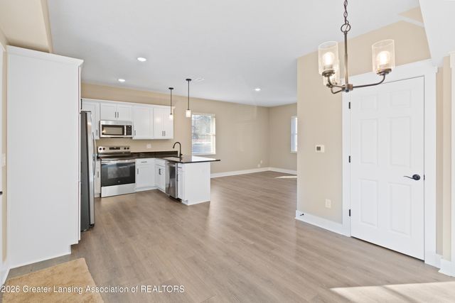 418 N Martin Luther King Jr Boulevard, Lansing, MI 48915