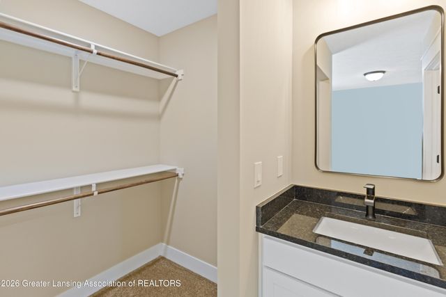 418 N Martin Luther King Jr Boulevard, Lansing, MI 48915