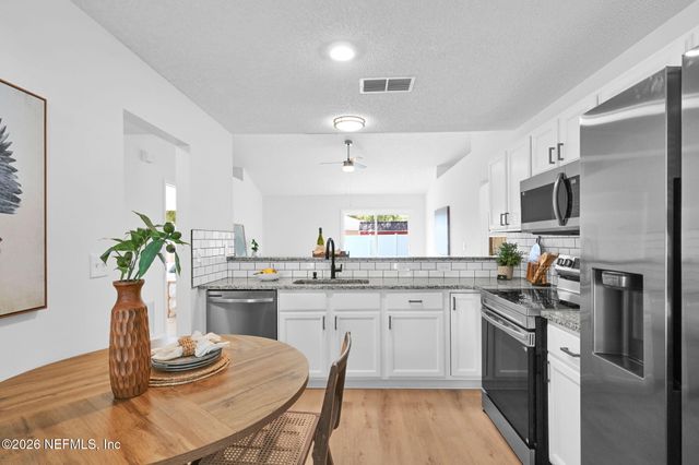 4497 COBBLEFIELD Circle W, Jacksonville, FL 32224