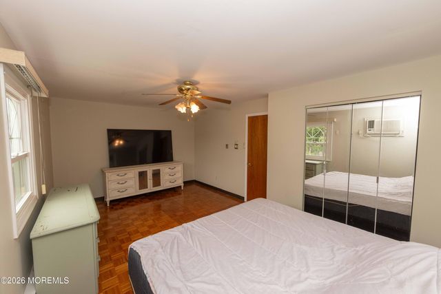 108 Lake Champlain Drive, Little Egg Harbor, NJ 08087