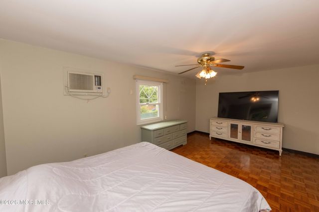 108 Lake Champlain Drive, Little Egg Harbor, NJ 08087