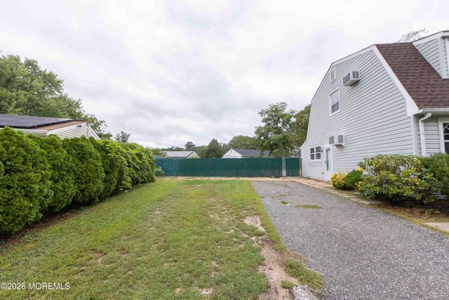 108 Lake Champlain Drive, Little Egg Harbor, NJ 08087