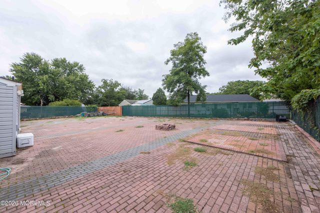 108 Lake Champlain Drive, Little Egg Harbor, NJ 08087