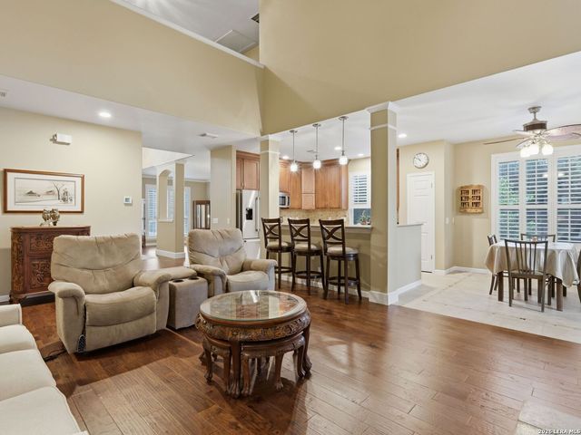 701 Moss Wood, Schertz, TX 78154