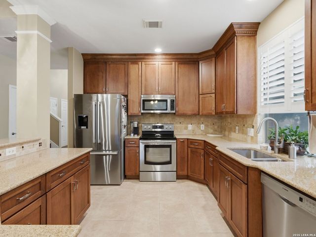 701 Moss Wood, Schertz, TX 78154