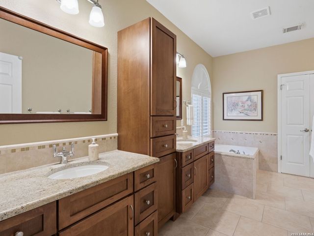 701 Moss Wood, Schertz, TX 78154