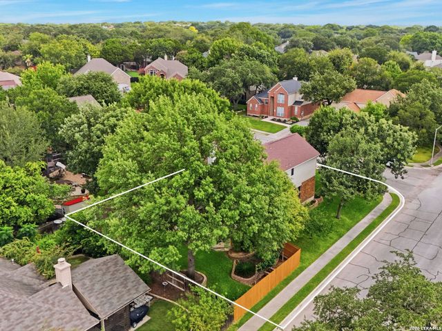 701 Moss Wood, Schertz, TX 78154