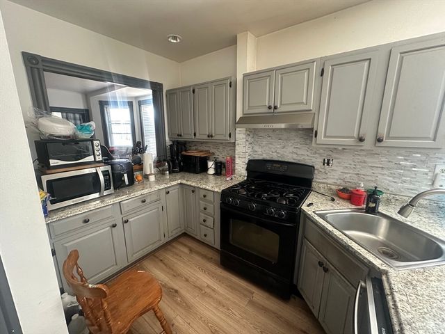 26 Eastman, Boston, MA 02125