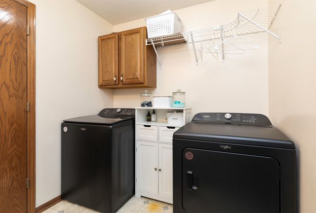 8034 NE 38th Avenue, Altoona, IA 50009