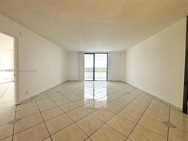 2500 Parkview Dr 1208, Hallandale Beach, FL 33009