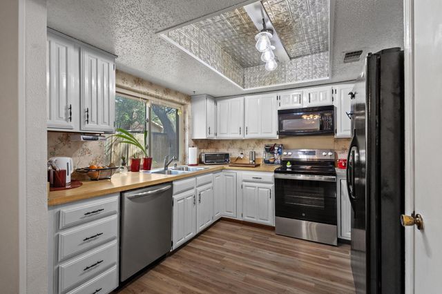 1430 Wildvalley Drive, Lewisville, TX 75067