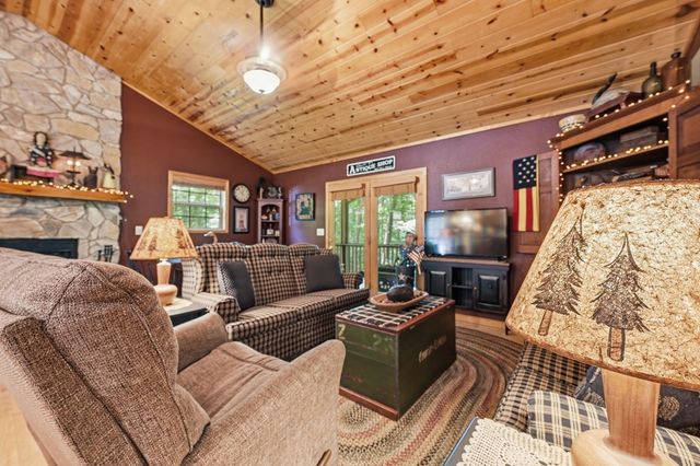 267 Vista Hills Road, Murphy, NC 28906