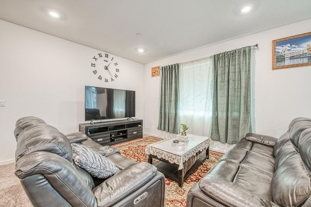 3597 Pacifica Drive, Madera, CA 93637