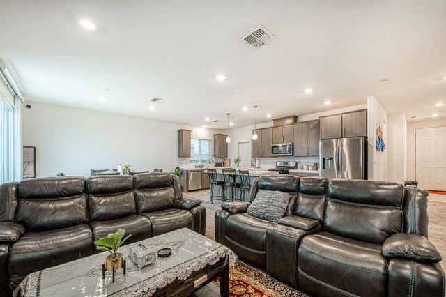 3597 Pacifica Drive, Madera, CA 93637