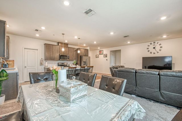 3597 Pacifica Drive, Madera, CA 93637