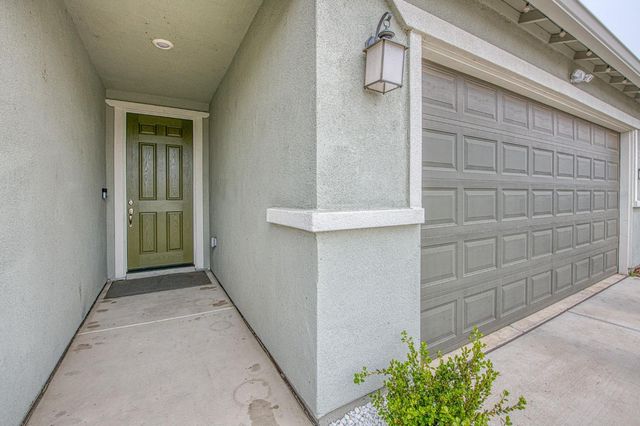 3597 Pacifica Drive, Madera, CA 93637