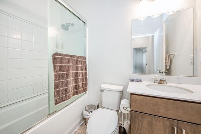 3597 Pacifica Drive, Madera, CA 93637