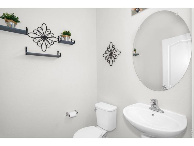 2871 Night Sky Dr, Berthoud, CO 80513