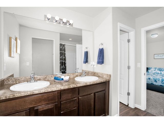2871 Night Sky Dr, Berthoud, CO 80513