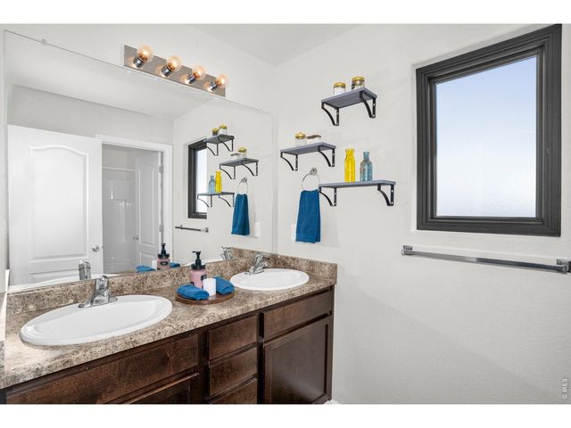 2871 Night Sky Dr, Berthoud, CO 80513