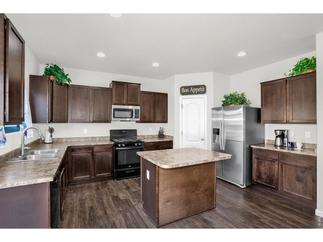 2871 Night Sky Dr, Berthoud, CO 80513