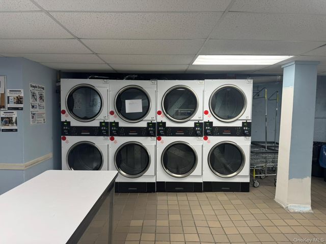 83-19 116th Street 1D, Kew Gardens, NY 11415