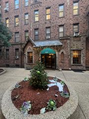 83-19 116th Street 1D, Kew Gardens, NY 11415