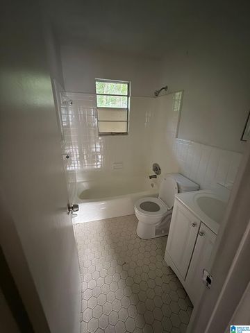 7221 ROME AVENUE, Birmingham, AL 35206