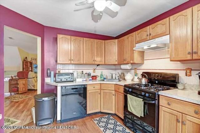 603 Holly Drive, Perth Amboy, NJ 08862