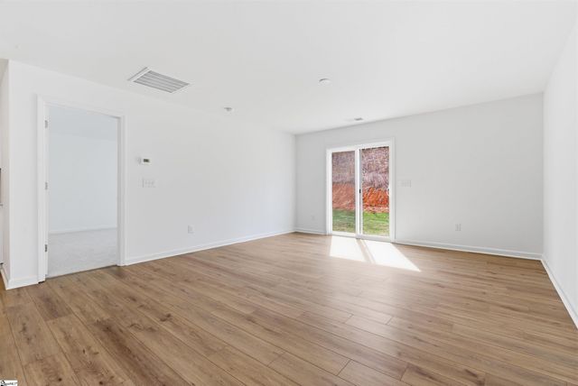 309 Meadow Gate Court, Fountain Inn, SC 29644