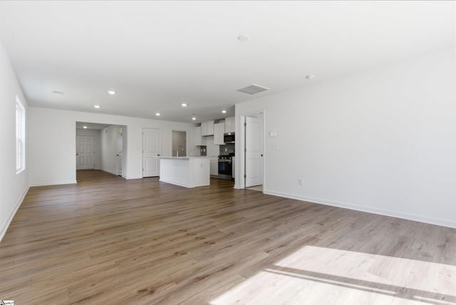 309 Meadow Gate Court, Fountain Inn, SC 29644