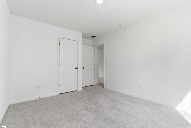 309 Meadow Gate Court, Fountain Inn, SC 29644