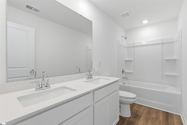 309 Meadow Gate Court, Fountain Inn, SC 29644