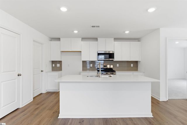 309 Meadow Gate Court, Fountain Inn, SC 29644