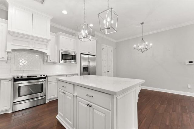 1530 L'Acadie Drive 8, Lake Charles, LA 70605