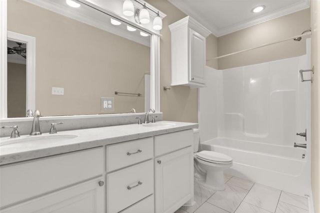 1530 L'Acadie Drive 8, Lake Charles, LA 70605