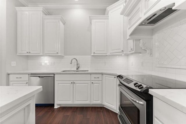 1530 L'Acadie Drive 8, Lake Charles, LA 70605